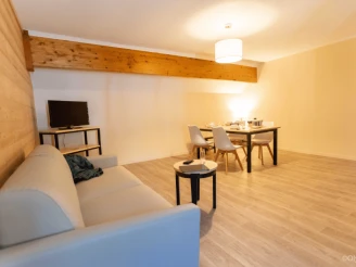 Résidence Hameaux de la Perrière 3*, Camping 3* à Saint Colomban des Villards (Savoie) - Location Appartement pour 8 personnes - Photo N°3