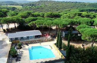 Ushuaïa Villages Camping Figurotta - 3*, Camping 3* à Bizanet (Aude) - Location Mobil Home pour 4 personnes - Photo N°2