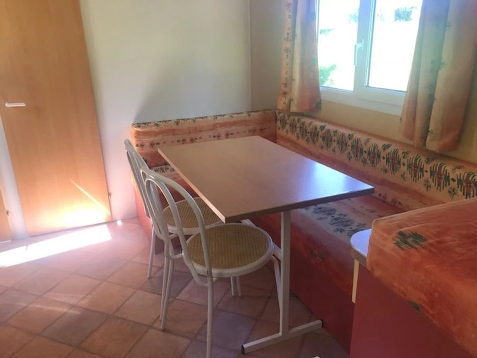 CAMPING LA POMMERAIE 4*, Camping à Vic sur Cère (Cantal) - Location Mobil Home pour 4 personnes - Photo N°4