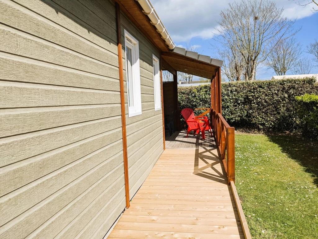 CAMPING de KERALOUET 3*, Camping 3* à Lesconil (Finistère) - Location Chalet pour 5 personnes - Photo N°3