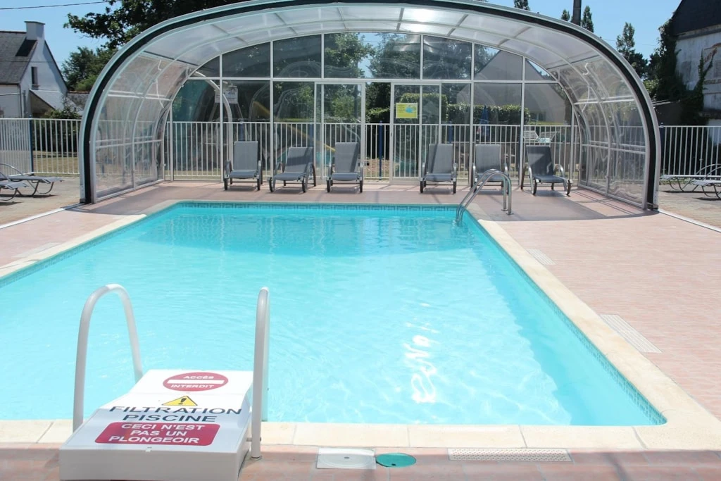 Camping Le Grearn - 3*, Camping 3* à Ambon (Morbihan) - Location Chalet pour 4 personnes - Photo N°8