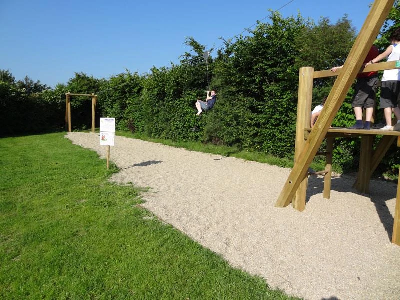 Camping Le Rouge Gorge 4*, Camping 4* à Saint Laurent sur Sèvre (Vendée) - Location Tente équipée pour 2 personnes - Photo N°8