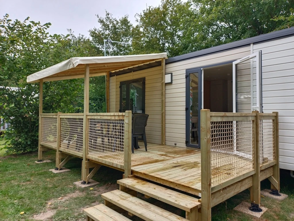 Camping Les Charmes - 4*, Camping 4* à Apremont (Vendée) - Location Mobil Home pour 6 personnes - Photo N°3