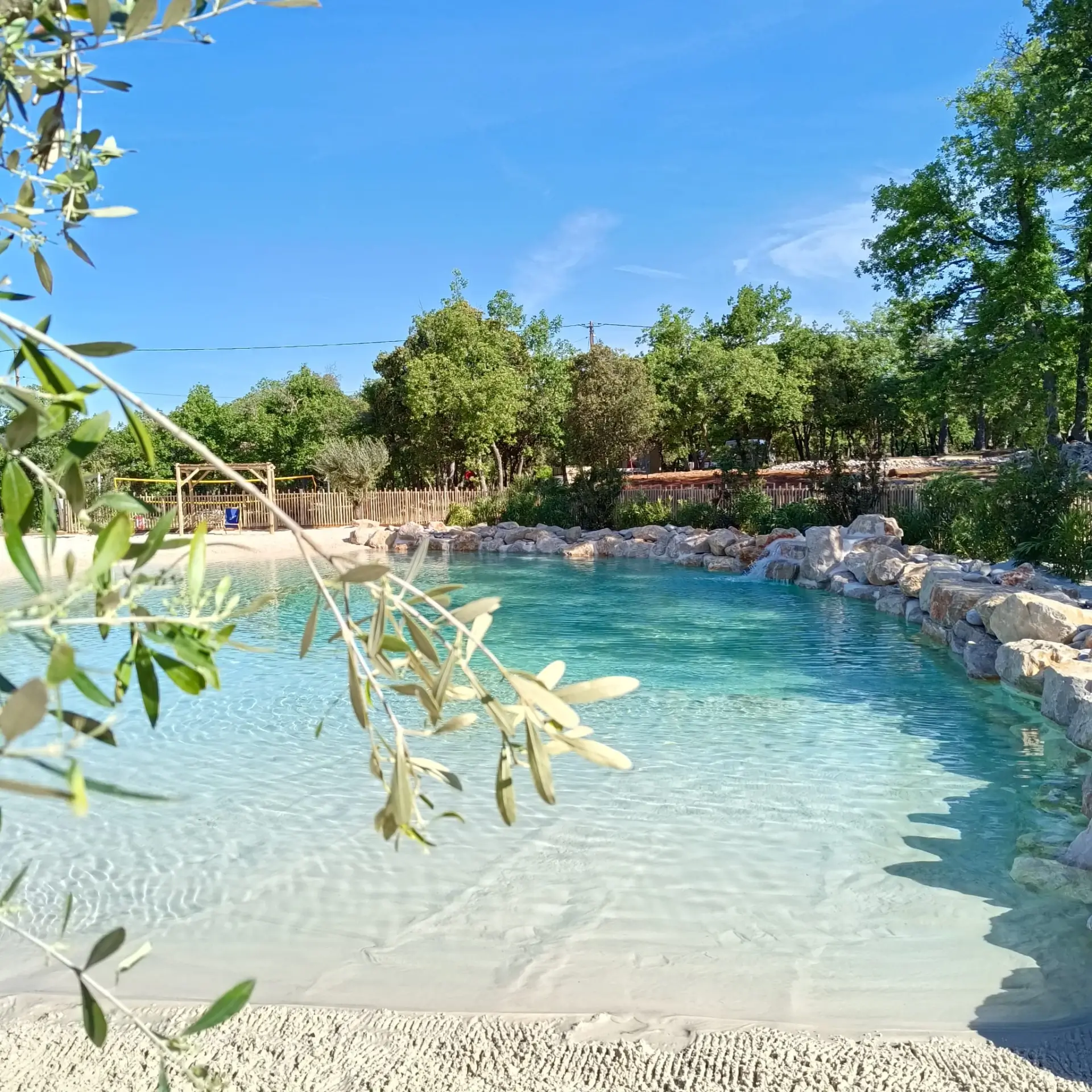 , Camping à Artignosc sur Verdon (Var) - Location Mobil Home pour 5 personnes - Photo N°2