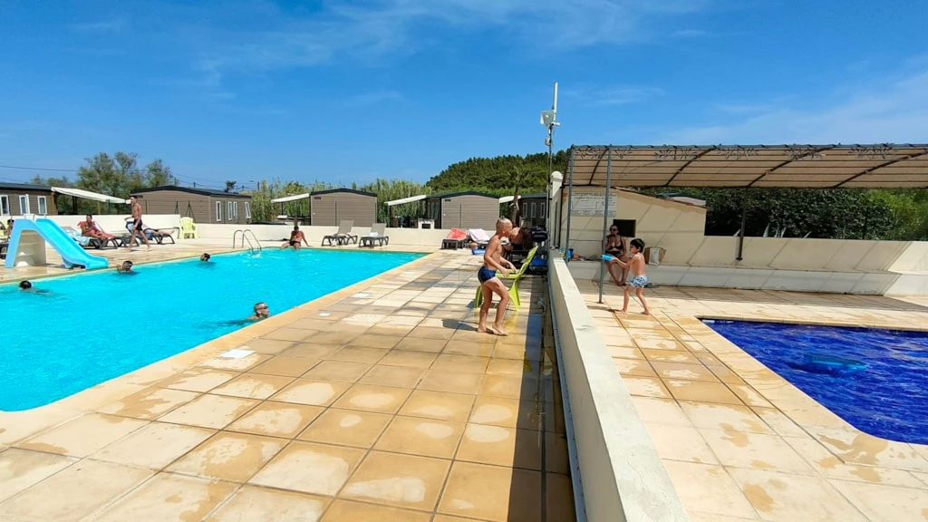Camping Félix de la Bastide 3*, Camping 3* à Saint Mitre les Remparts (Bouches du Rhône) - Location Mobil Home pour 6 personnes - Photo N°23