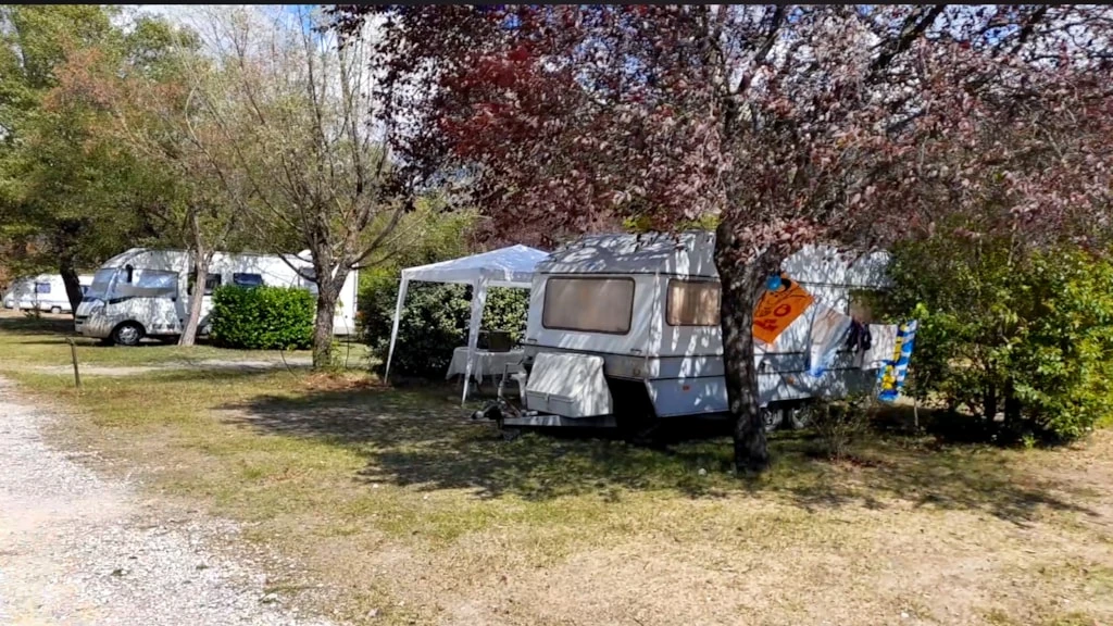 Camping La Célestine 3*, Camping 3* à Beynes (Alpes de Haute Provence) - Location Mobil Home pour 4 personnes - Photo N°21