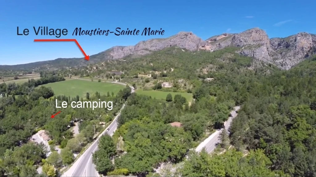Camping Le Saint Clair 3*, Camping 3* à Moustiers Sainte Marie (Alpes de Haute Provence) - Location Mobil Home pour 4 personnes - Photo N°19