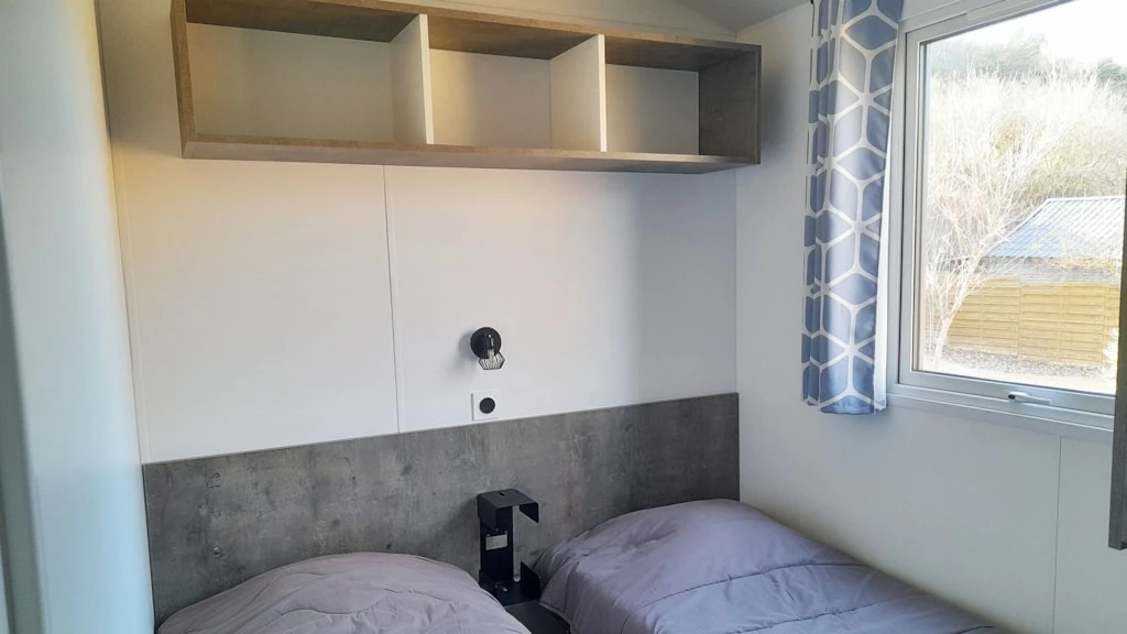 Camping Rives du Lac de Sainte Croix 3*, Camping 3* à Bauduen (Var) - Location Mobil Home pour 4 personnes - Photo N°7