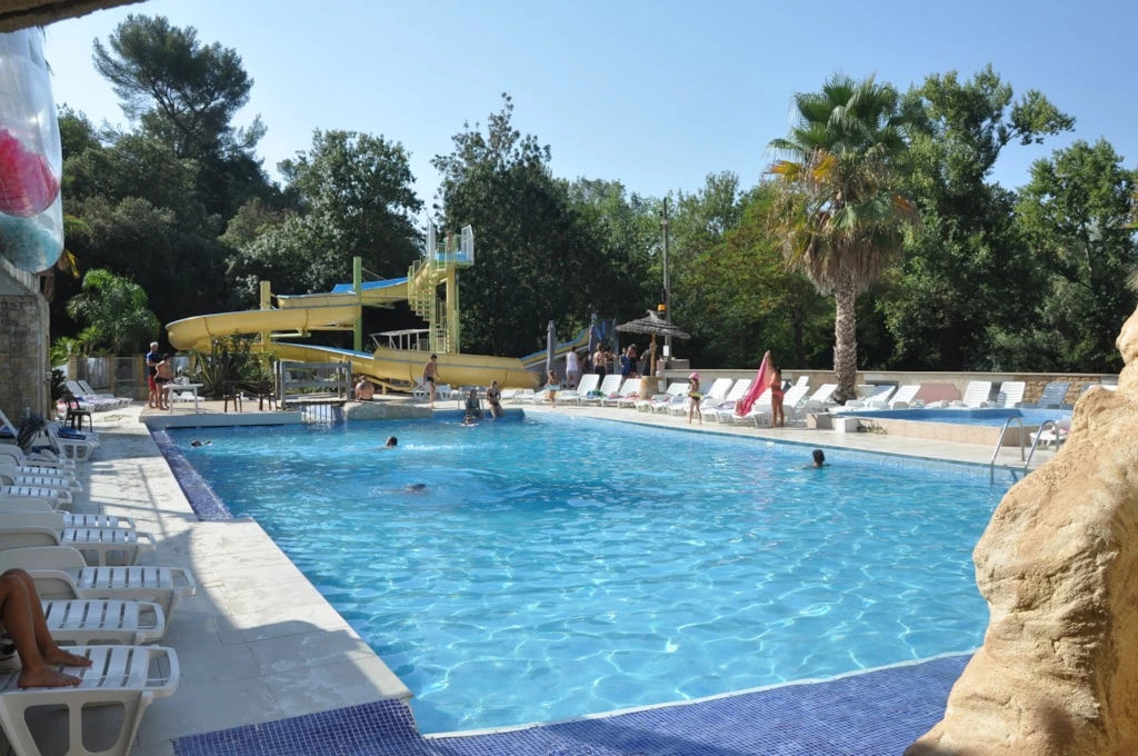 Camping Vert Gapeau - 4*, Camping 4* à Hyères (Var) - Location Mobil Home pour 5 personnes - Photo N°4