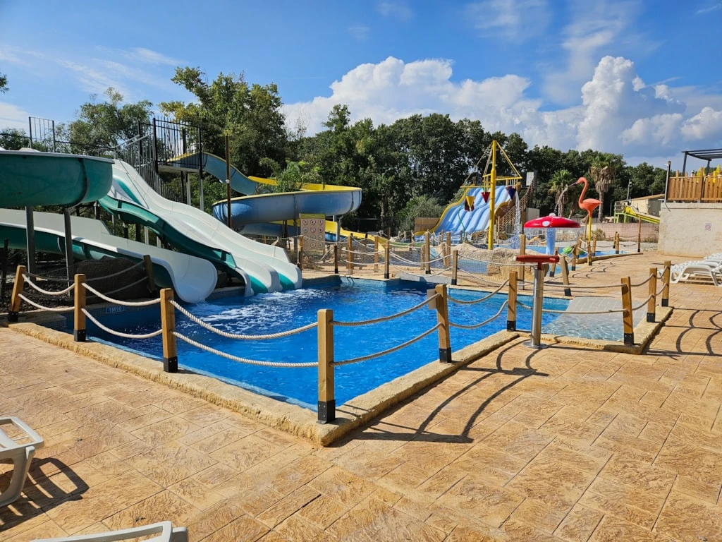 Camping Vert Gapeau - 4*, Camping 4* à Hyères (Var) - Location Mobil Home pour 5 personnes - Photo N°6