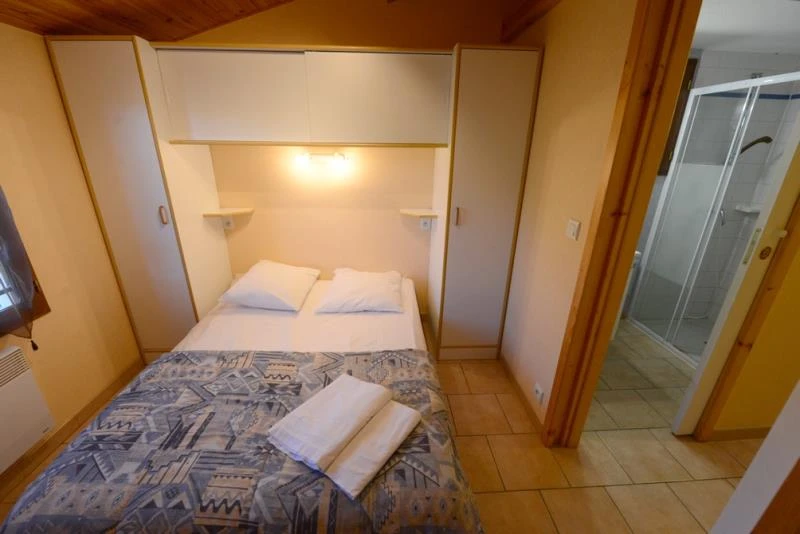 Camping de la Cascade, Camping 4* à Saint Rome de Tarn (Aveyron) - Location Maison pour 6 personnes - Photo N°8