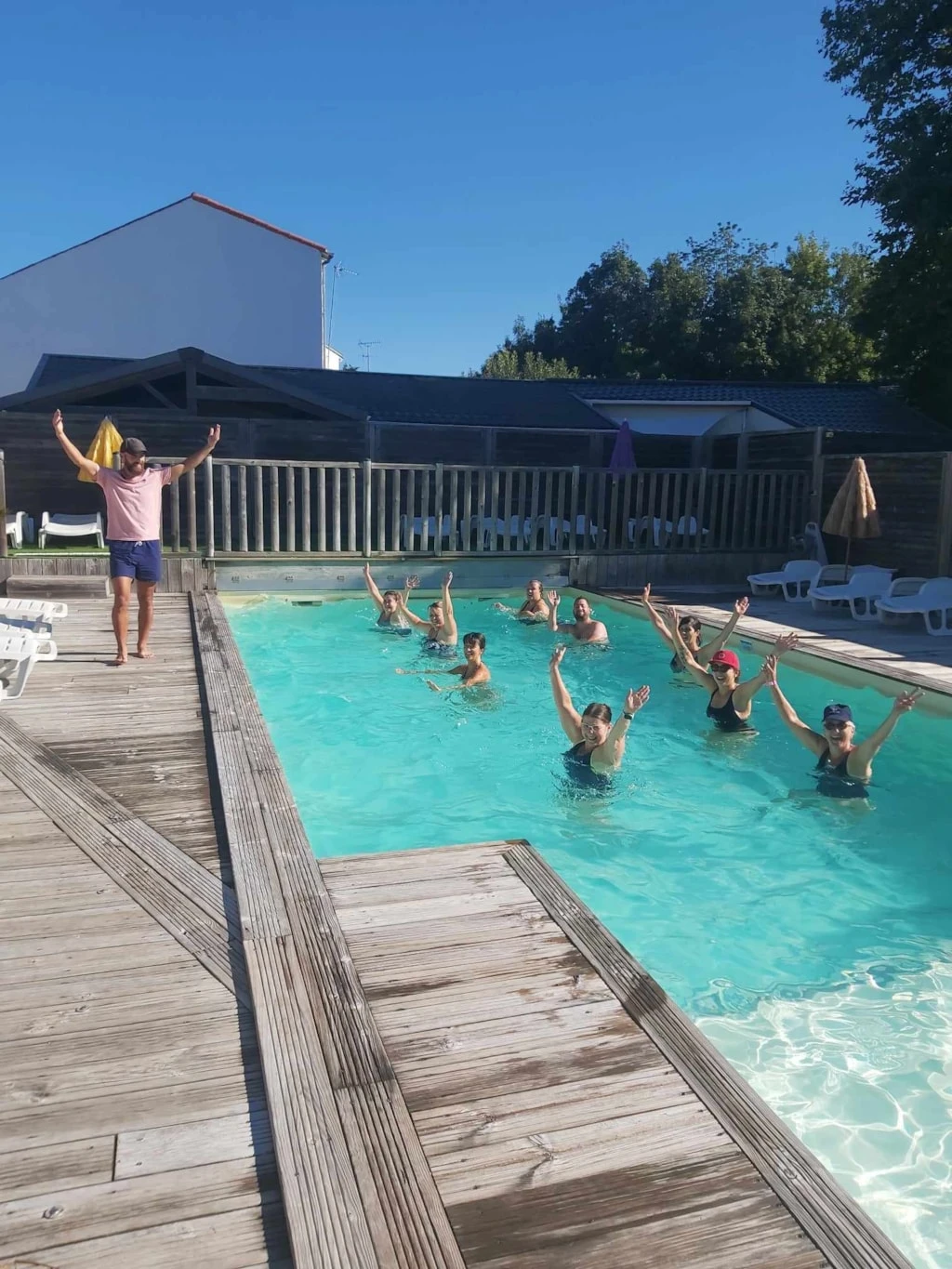 Camping de la Gères 3*, Camping 3* à Surgères (Charente Maritime) - Location Tente équipée pour 2 personnes - Photo N°15