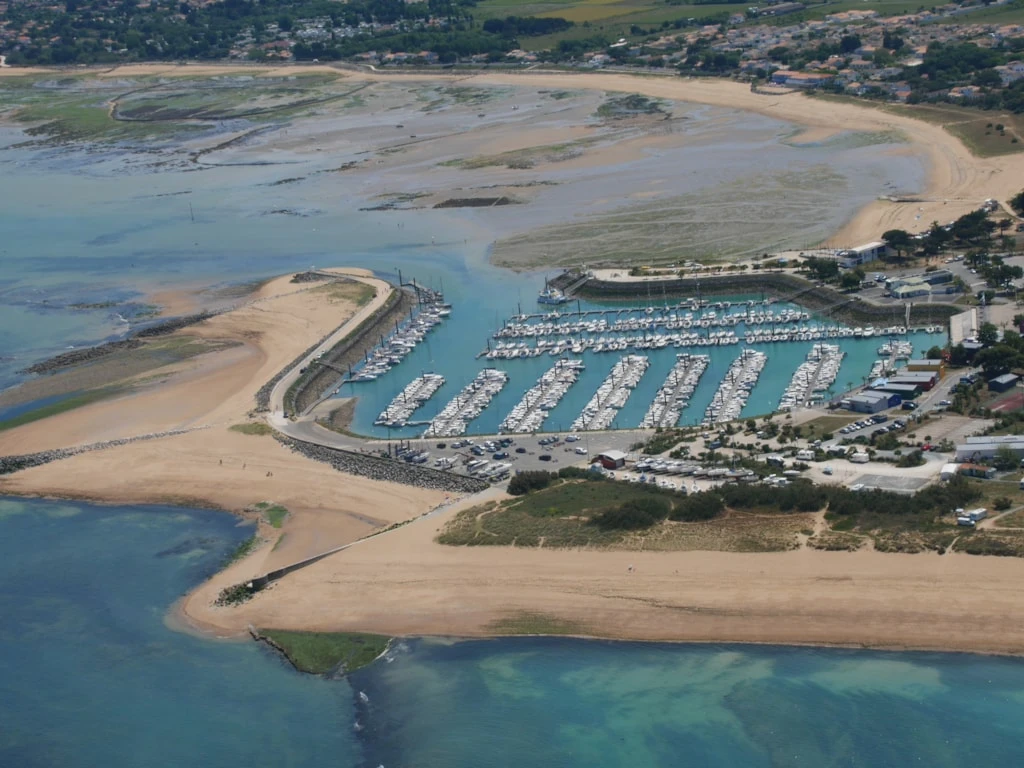 Camping de la Gères 3*, Camping 3* à Surgères (Charente Maritime) - Location Tente équipée pour 2 personnes - Photo N°23