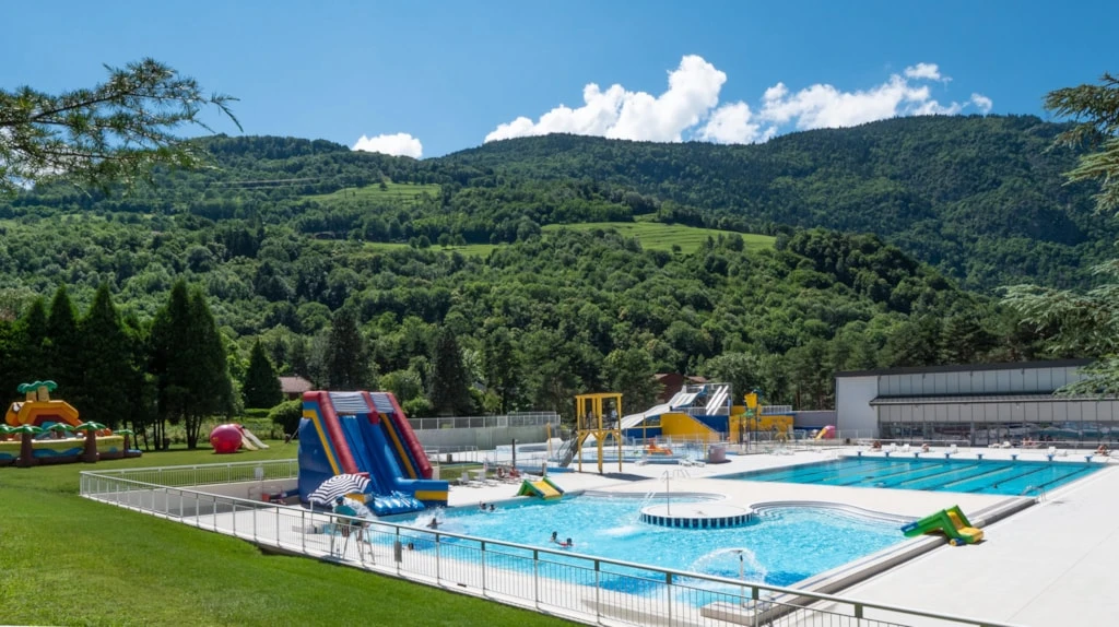 Camping des Neiges - 3*, Camping 3* à Aigueblanche (Savoie) - Location Mobil Home pour 6 personnes - Photo N°2