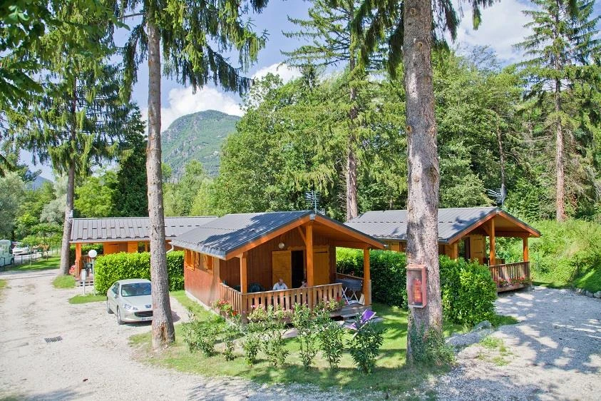 Camping des Neiges - 3*, Camping 3* à Aigueblanche (Savoie) - Location Mobil Home pour 6 personnes - Photo N°9