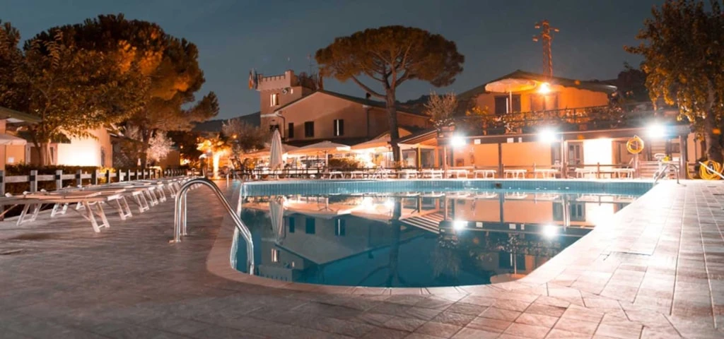Camping Heliopolis 4*, Camping 4* à Pineto (Teramo) - Location Gite pour 2 personnes - Photo N°2