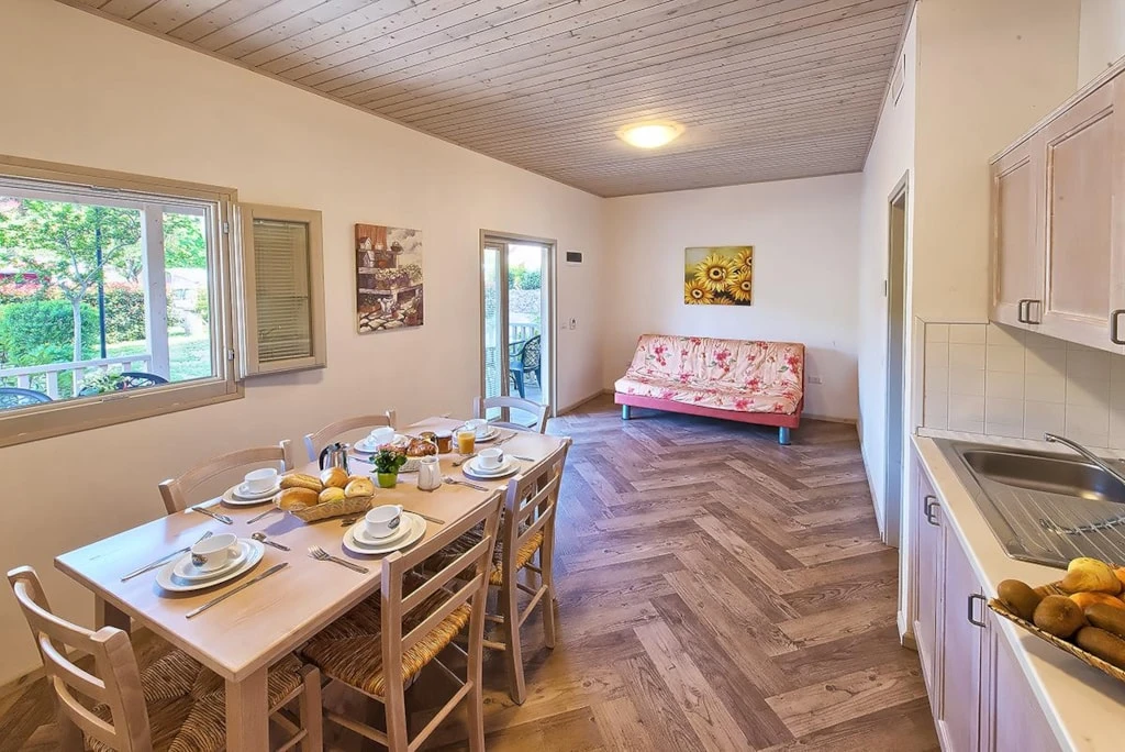 Il Villaggio di Giuele - 3*, Camping 3* à Finale Ligure (Savone) - Location Mobil Home pour 6 personnes - Photo N°5