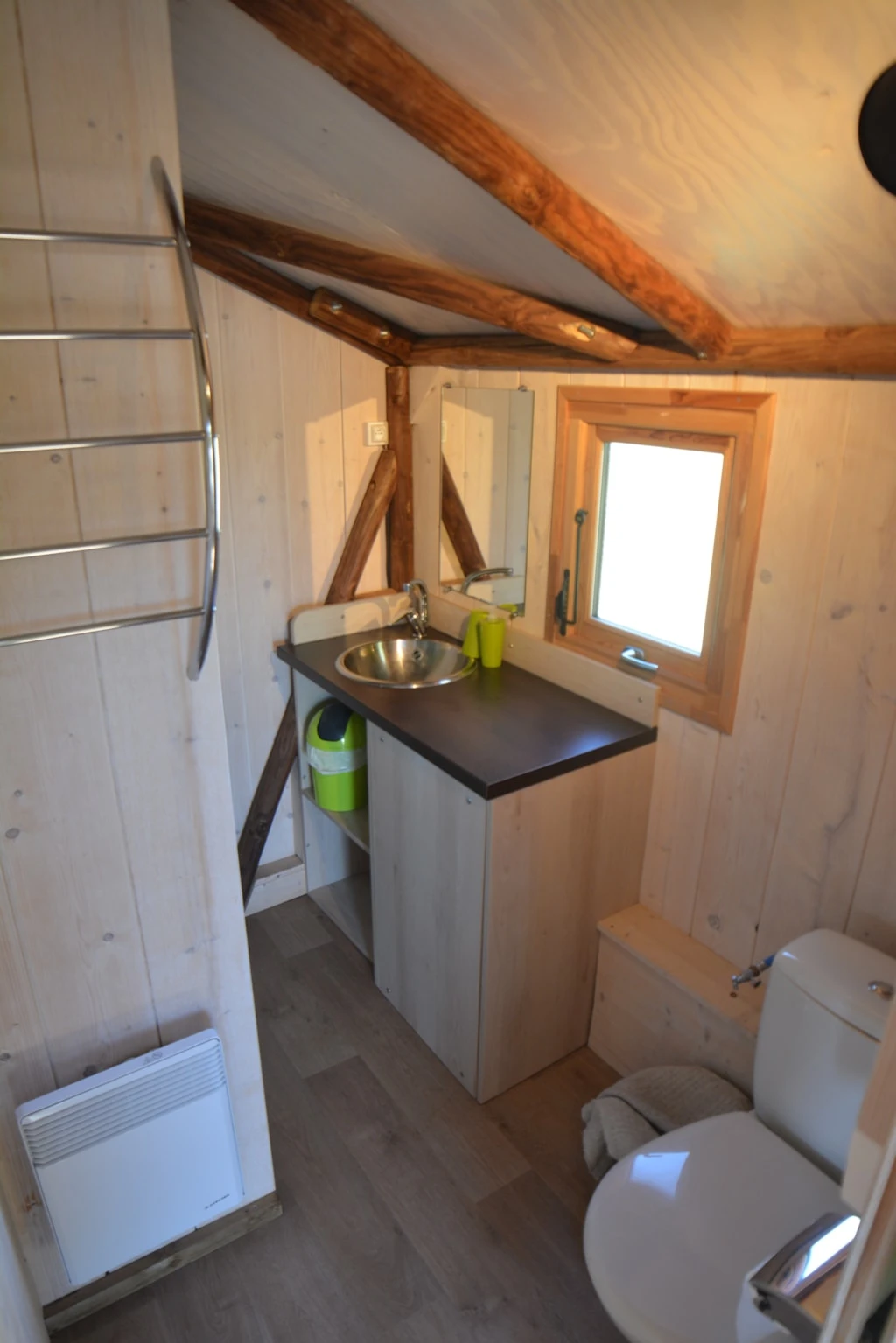 Lodges de Blois-Chambord 3*, Camping 3* à Mont près Chambord (Loir et Cher) - Location Tente équipée pour 2 personnes - Photo N°6
