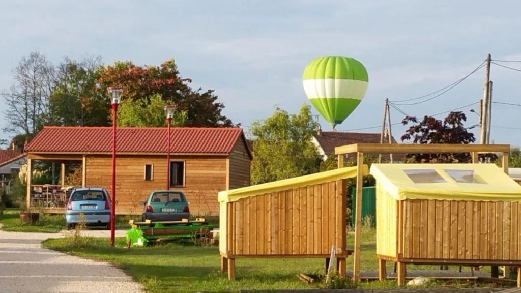 Lodges de Blois-Chambord 3*, Camping 3* à Mont près Chambord (Loir et Cher) - Location Tente équipée pour 2 personnes - Photo N°10