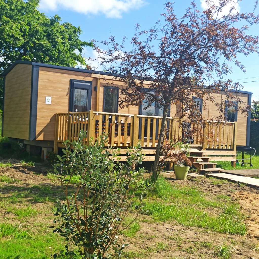 Lodges de Blois-Chambord 3*, Camping 3* à Mont près Chambord (Loir et Cher) - Location Bungalow pour 6 personnes - Photo N°4