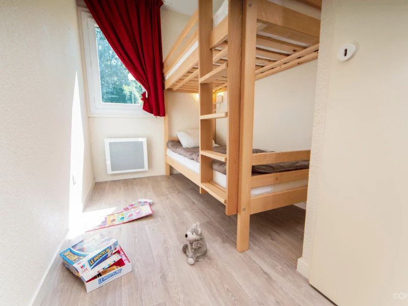 Résidence Hameaux de la Perrière 3*, Camping 3* à Saint Colomban des Villards (Savoie) - Location Appartement pour 8 personnes - Photo N°6