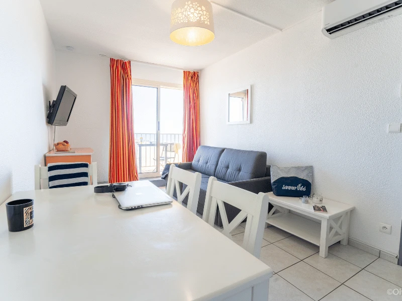 Résidence Le Neptune 3*, Camping 3* à Saint Pierre La Mer (Aude) - Location Appartement pour 4 personnes - Photo N°3