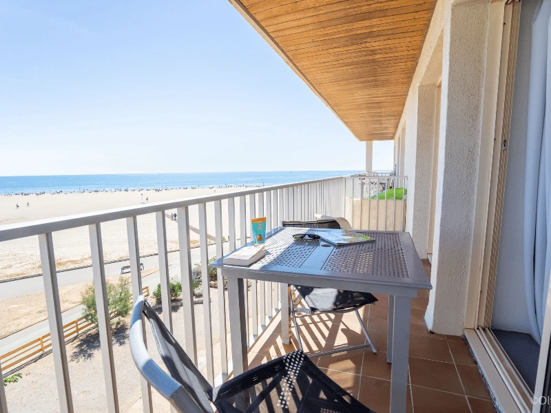 Résidence Le Neptune 3*, Camping 3* à Saint Pierre La Mer (Aude) - Location Appartement pour 4 personnes - Photo N°2