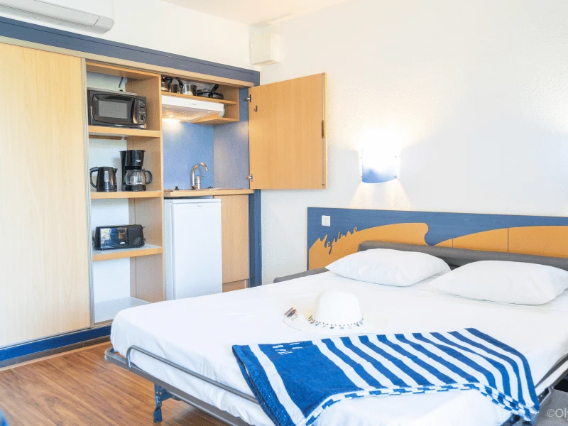 Résidence Le Neptune 3*, Camping 3* à Saint Pierre La Mer (Aude) - Location Appartement pour 2 personnes - Photo N°4