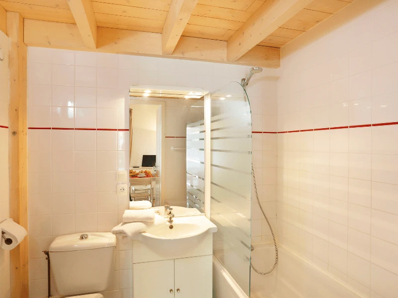 Camping Les Sables Vigniers 3*, Camping 3* à Saint Georges d'Oléron (Charente Maritime) - Location Appartement pour 4 personnes - Photo N°7