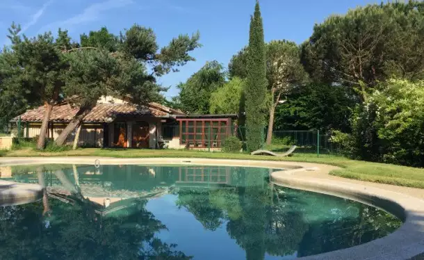 Camping Pré Fixe 4*, Camping 4* à Cassagnabère Tournas (Haute Garonne) - Location Tente équipée pour 5 personnes - Photo N°2