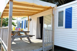 Camping L'Anse des Pins 4* - Plage - Ze collection, Camping 4* à Saint Georges d'Oléron (Charente Maritime) - Location Mobil Home pour 7 personnes