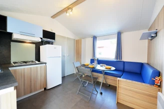 Camping Les Aventuriers de la Calypso 4* - Ze collection, Camping 4* à Saint Jean de Monts (Vendée) - Location Mobil Home pour 8 personnes - Photo N°3
