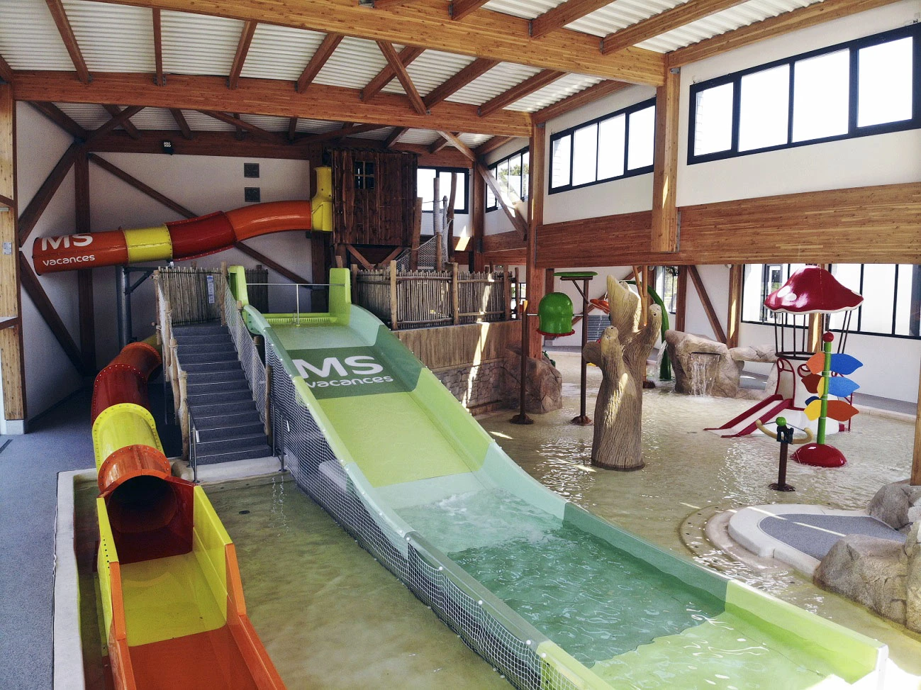 Camping Les Brunelles 5* Ze collection, Camping 5* à Longeville sur Mer (Vendée) - Location Mobil Home pour 6 personnes - Photo N°3