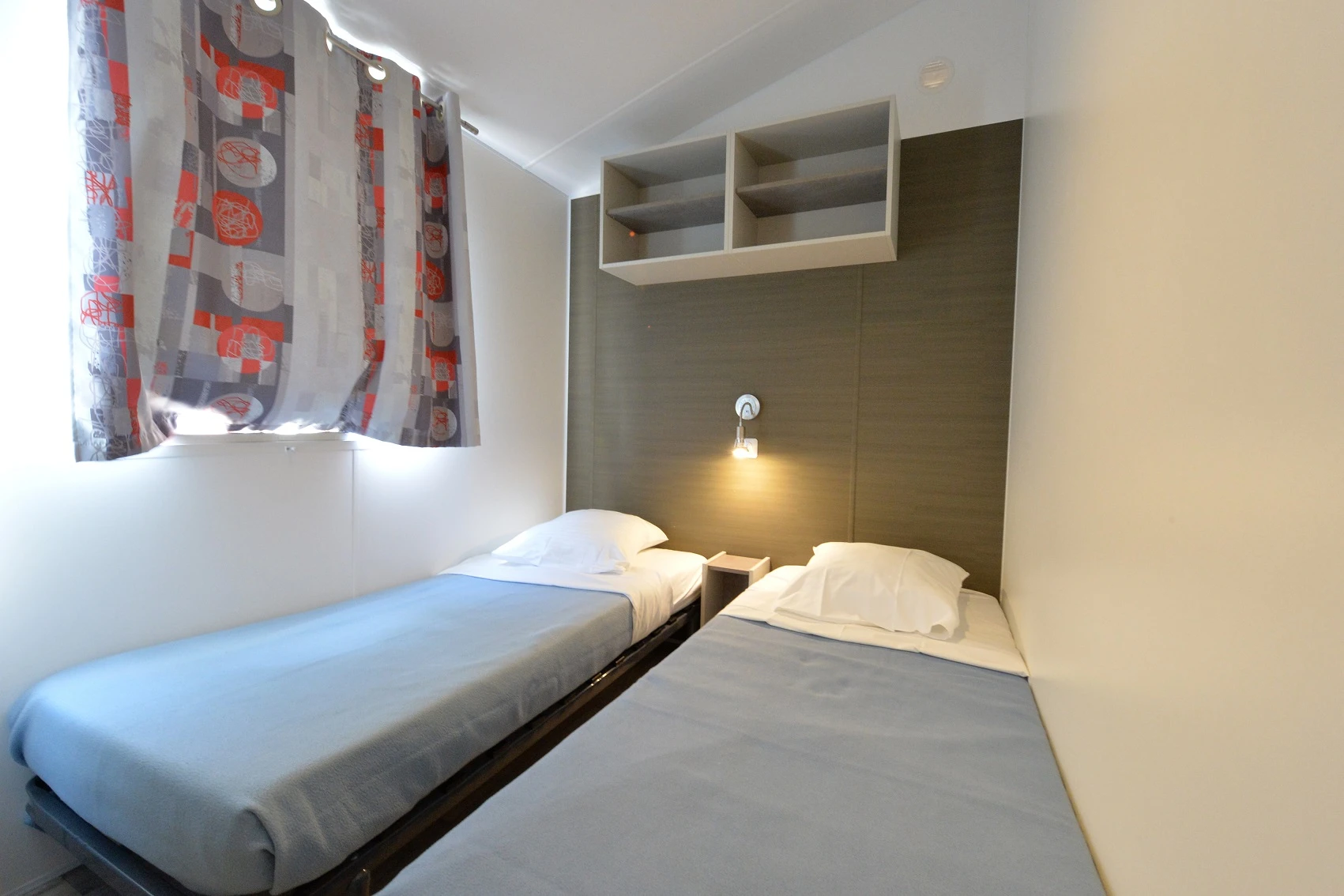 Camping L'Anse des Pins 4* - Plage - Ze collection, Camping 4* à Saint Georges d'Oléron (Charente Maritime) - Location Mobil Home pour 7 personnes - Photo N°5