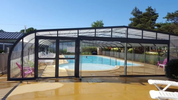 Camping Entre Terre et Mer 3*, Camping 3* à Pont Scorff (Morbihan) - Location Mobil Home pour 4 personnes - Photo N°4
