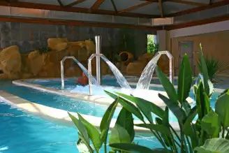 Camping Les Gros Joncs 5*, Camping 5* à Saint Georges d'Oléron (Charente Maritime) - Location Mobil Home pour 4 personnes - Photo N°10