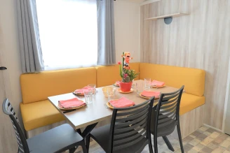 Camping Au Val de Loire en Ré 4* - Ze collection, Camping 4* à Le Bois Plage en Ré (Charente Maritime) - Location Mobil Home pour 6 personnes - Photo N°4