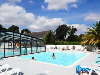 Camping Kerscolper 3* Ze collection, Camping 3* à Fouesnant (Finistère) - Location Mobil Home pour 5 personnes - Photo N°2