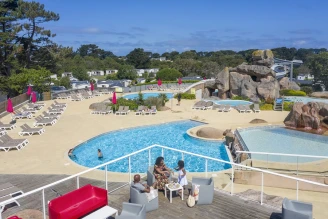 Camping Le Ranolien 5* Ze collection, Camping 5* à Perros Guirec (Cotes d'Armor) - Location Mobil Home pour 4 personnes - Photo N°3