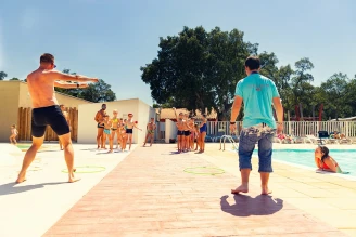 Camping Les Chênes Rouges 4* Ze collection, Camping 4* à Argeles sur Mer (Pyrénées Orientales) - Location Mobil Home pour 4 personnes - Photo N°10