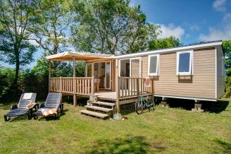 Camping Les Deux Fontaines 4* - Ze collection, Camping 4* à Névez (Finistère) - Location Mobil Home pour 4 personnes - Photo N°2