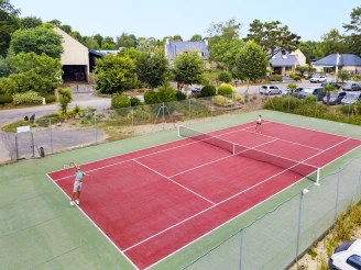 Camping Les Deux Fontaines 4* Ze collection, Camping 4* à Névez (Finistère) - Location Mobil Home pour 4 personnes - Photo N°20