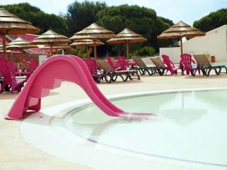 Camping Les Flamants Roses 4* Ze collection, Camping 4* à Canet en Roussillon (Pyrénées Orientales) - Location Mobil Home pour 4 personnes - Photo N°5