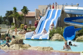 Camping Les Mûriers 4* Ze collection, Camping 4* à Vendres (Hérault) - Location Mobil Home pour 4 personnes - Photo N°4