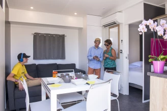 Camping Les Mûriers 4* Ze collection, Camping 4* à Vendres (Hérault) - Location Mobil Home pour 4 personnes - Photo N°22
