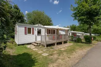 Camping Les Alouettes 4*, Camping 4* à Bretignolles sur Mer (Vendée) - Location Mobil Home pour 5 personnes