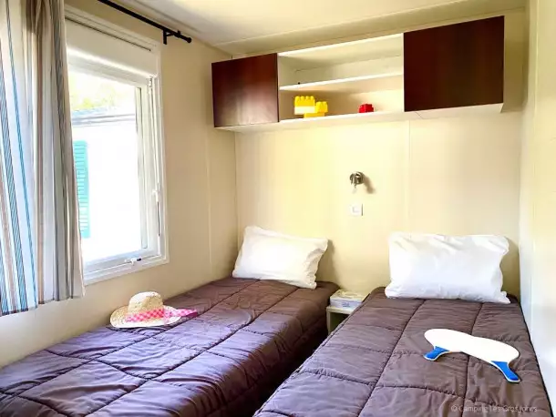 Camping Les Gros Joncs 5*, Camping 5* à Saint Georges d'Oléron (Charente Maritime) - Location Mobil Home pour 4 personnes - Photo N°8