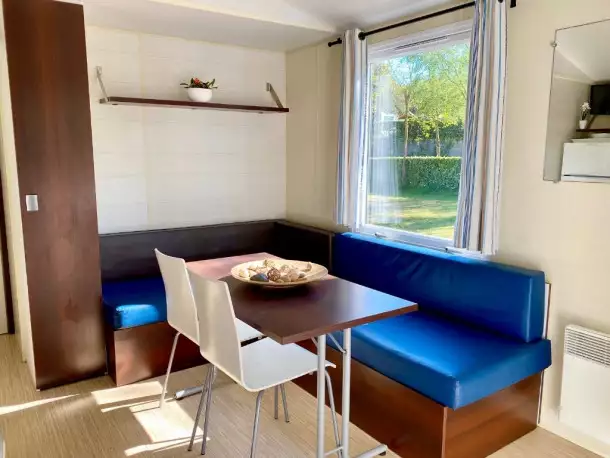 Camping Les Gros Joncs 5*, Camping 5* à Saint Georges d'Oléron (Charente Maritime) - Location Mobil Home pour 4 personnes - Photo N°5