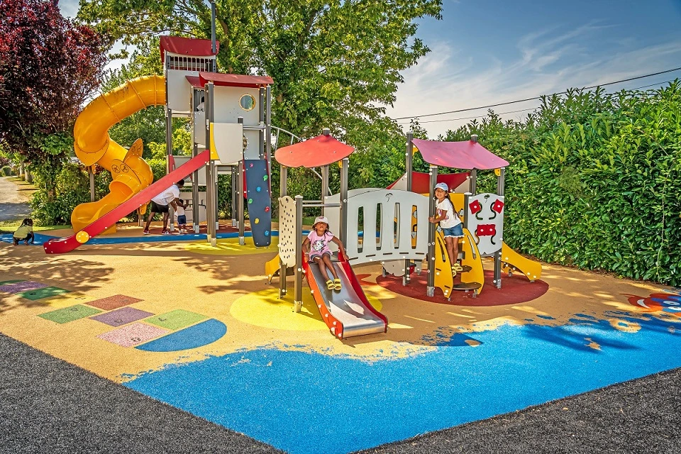 Camping Le Nid d'Été 4* - Ze collection, Camping 4* à Les Sables d'Olonne (Vendée) - Location Mobil Home pour 5 personnes - Photo N°17