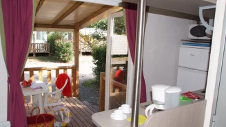 Camping La Vallée du Paradis 4*  , Camping 4* à Agay (Var) - Location Mobil Home pour 4 personnes - Photo N°4